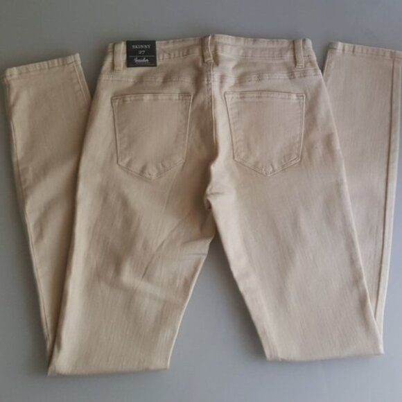 🇨🇦 SMART SET - Low-Rise Skinny Jeans - Picture 10 of 15